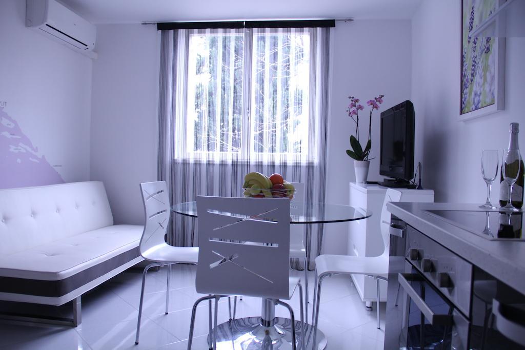 Mladena Apartment Спліт Номер фото